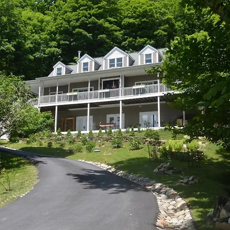 Bald Mountain House Inn At The Wolf Laurel Resort